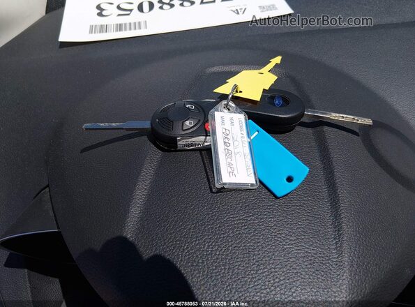 1FMCU9GD9JUD08692 2018 FORD ESCAPE Silver Vista del salpicadero