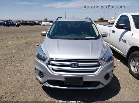 1FMCU9GD9JUD08692 2018 FORD ESCAPE Silver Vista interior trasera