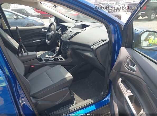 1FMCU9GD9JUD08823 2018 FORD ESCAPE Blue წინა სალონის ხედი