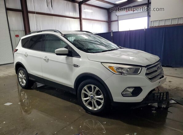 1FMCU9GD9JUD36847 2018 FORD ESCAPE White Przód prawy