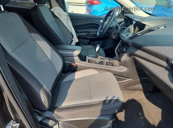 1FMCU9GD9KUA96958 2019 FORD ESCAPE Gray Widok wnętrza z przodu