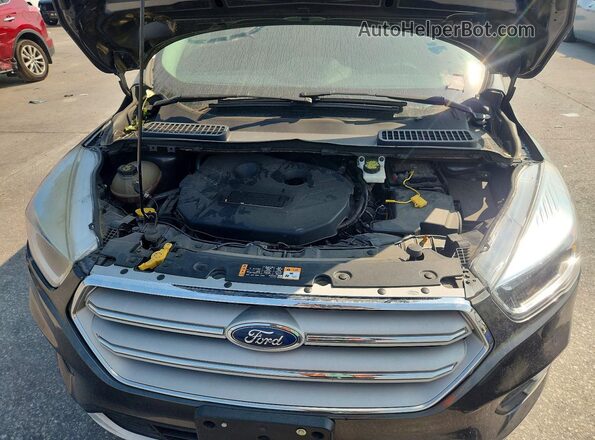 1FMCU9GD9KUB30526 2019 FORD ESCAPE Gray ძრავის განყოფილების ხედი