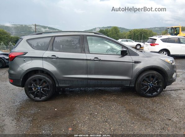 1FMCU9GD9KUB43048 2019 FORD ESCAPE Gray Vista interior trasera