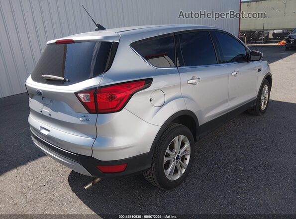 1FMCU9GD9KUB71237 2019 FORD ESCAPE Серебряный Задняя правая четверть