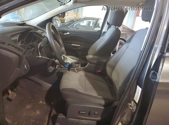 1FMCU9GDXHUB86922 2017 FORD ESCAPE Gray Front interior view