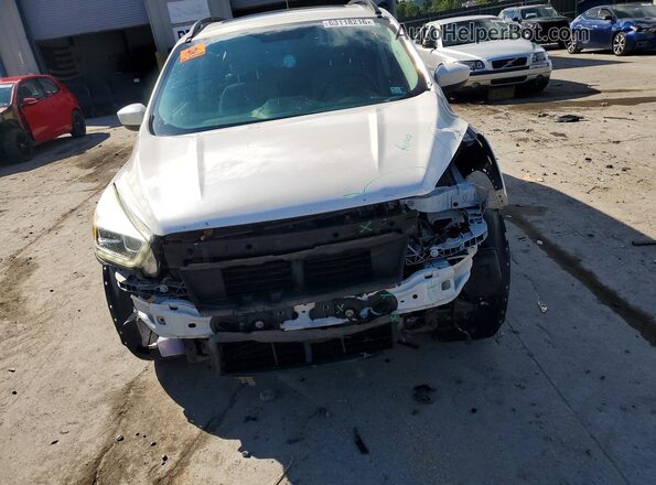 1FMCU9GDXHUB94924 2017 FORD ESCAPE White Front view