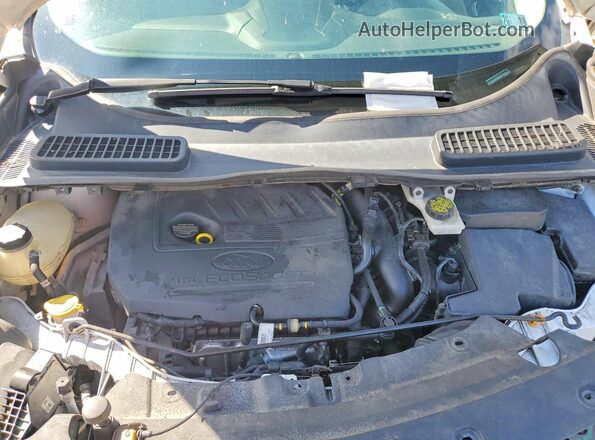 1FMCU9GDXHUB94924 2017 FORD ESCAPE White Engine compartment view
