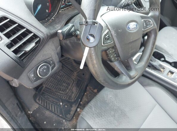 1FMCU9GDXHUD73738 2017 FORD ESCAPE White Вид панелі приладів