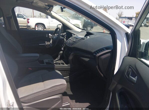 1FMCU9GDXHUE18533 2017 FORD ESCAPE White Front interior view
