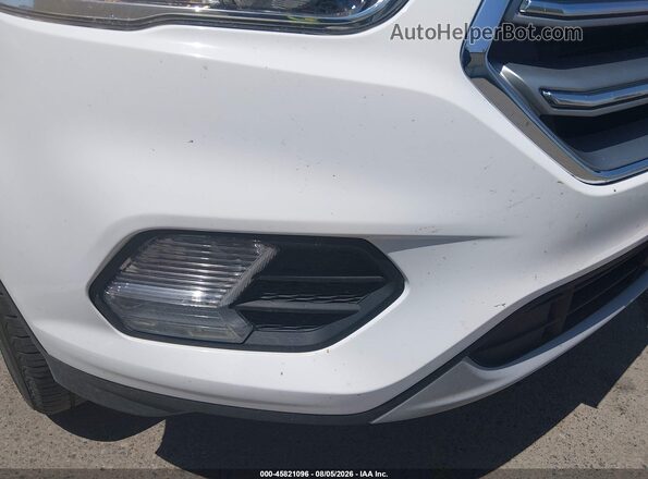 1FMCU9GDXHUE18533 2017 FORD ESCAPE White Front view