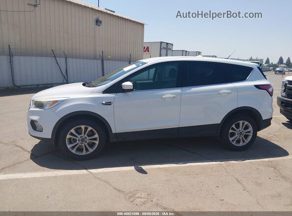 1FMCU9GDXHUE18533 2017 FORD ESCAPE White 360 interior view