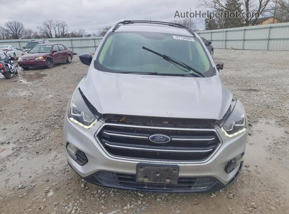 1FMCU9GDXJUB08713 2018 FORD ESCAPE Silver Vista frontal