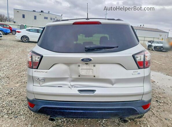 1FMCU9GDXJUB08713 2018 FORD ESCAPE Silver Vista trasera