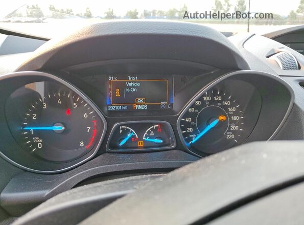 1FMCU9GDXJUB32638 2018 FORD ESCAPE White Vista del cuadro de instrumentos