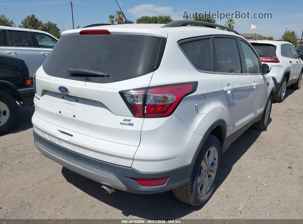 1FMCU9GDXJUD08555 2018 FORD ESCAPE White Rear right