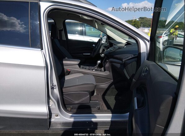 1FMCU9GDXJUD08698 2018 FORD ESCAPE Silver Front interior view