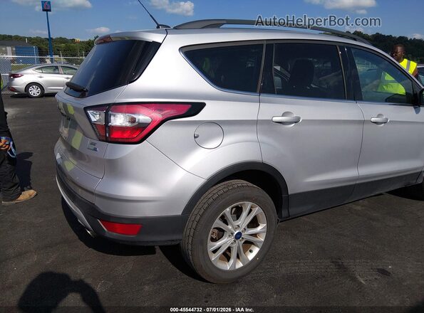1FMCU9GDXJUD08698 2018 FORD ESCAPE Silver Front view