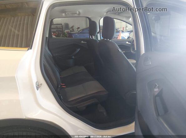 1FMCU9GDXJUD08748 2018 FORD ESCAPE White Vista de la etiqueta del VIN