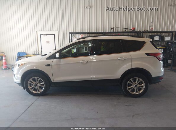 1FMCU9GDXJUD08748 2018 FORD ESCAPE White Vista interior de 360 grados