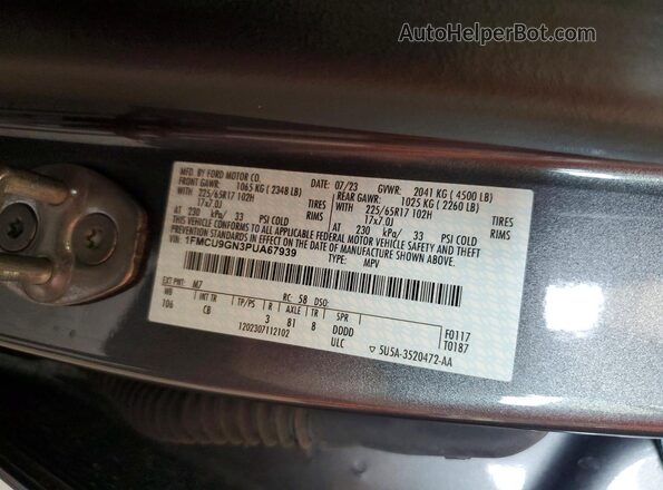 1FMCU9GN3PUA67939 2023 FORD ESCAPE Gray Widok naklejki z numerem VIN