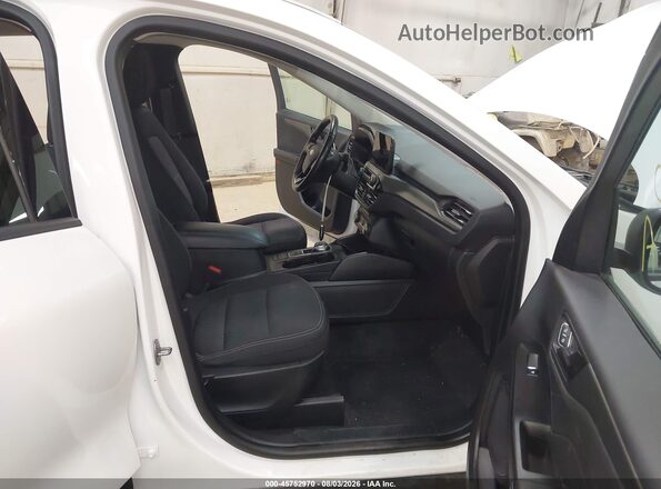 1FMCU9GN7PUA87532 2023 FORD ESCAPE Белый Вид салона спереди