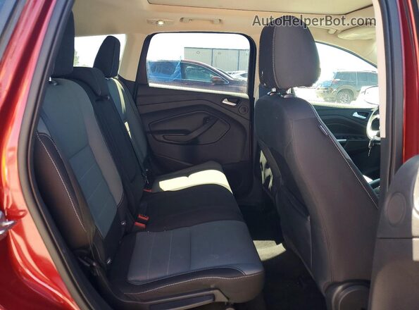 1FMCU9GX9GUA52136 2016 FORD ESCAPE Red Widok wnętrza z tyłu