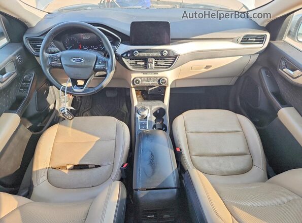 1FMCU9H63LUC77720 2020 FORD ESCAPE Серебряный Вид панели приборов