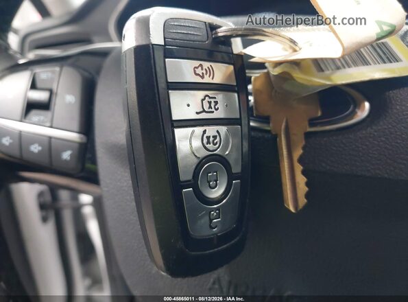 1FMCU9H67NUB07797 2022 FORD ESCAPE Белый Вид панели приборов