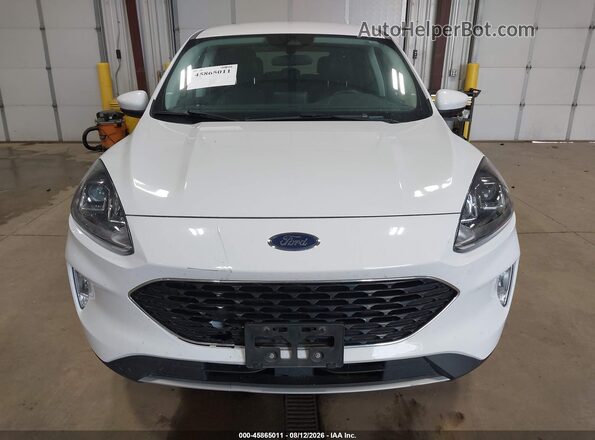 1FMCU9H67NUB07797 2022 FORD ESCAPE Белый Вид задней части салона