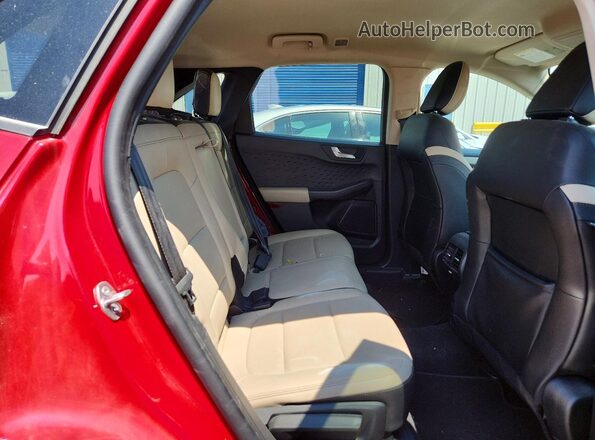 1FMCU9H92LUB95357 2020 FORD ESCAPE Красный Вид задней части салона