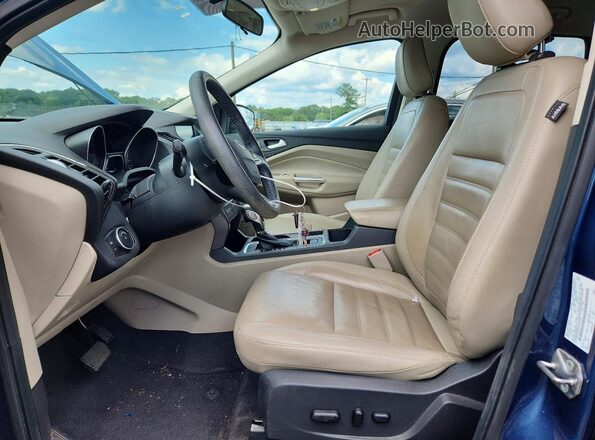 1FMCU9HD0JUB37068 2018 FORD ESCAPE Blue Vista interior delantera
