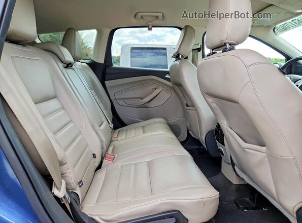 1FMCU9HD0JUB37068 2018 FORD ESCAPE Blue Vista interior trasera