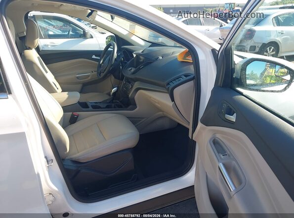 1FMCU9HD0KUA76239 2019 FORD ESCAPE White Widok wnętrza z przodu