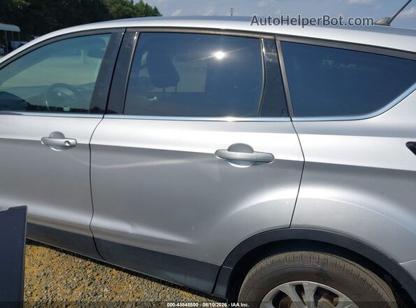 1FMCU9HD2JUA46495 2018 FORD ESCAPE Silver Սալոնի 360 աստիճան տեսք
