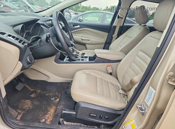 1FMCU9HD2JUA55262 2018 FORD ESCAPE Tan Front interior view