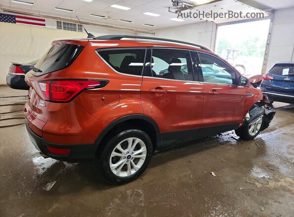 1FMCU9HD2KUC36539 2019 FORD ESCAPE Orange Задня права чверть