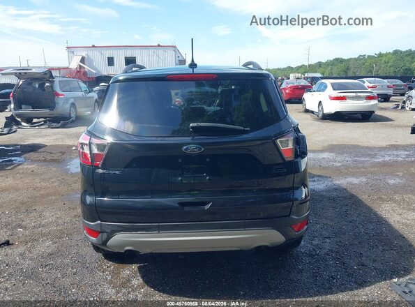 1FMCU9HD3JUB27165 2018 FORD ESCAPE Черный 