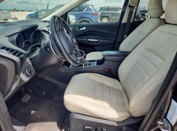 1FMCU9HD4JUC98149 2018 FORD ESCAPE Charcoal წინა სალონის ხედი