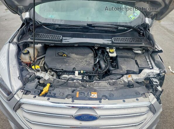 1FMCU9HD4JUD01681 2018 FORD ESCAPE Silver Vista del compartimento del motor