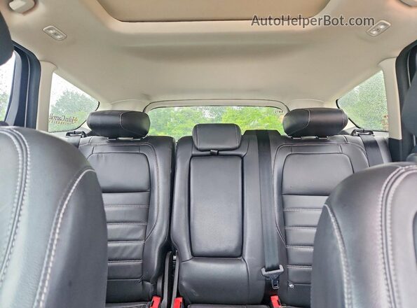 1FMCU9HD4JUD01681 2018 FORD ESCAPE Silver Vista de los asientos traseros
