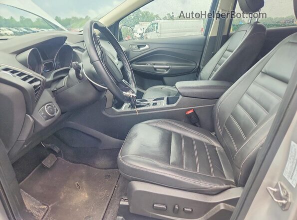 1FMCU9HD4JUD01681 2018 FORD ESCAPE Silver Vista interior delantera