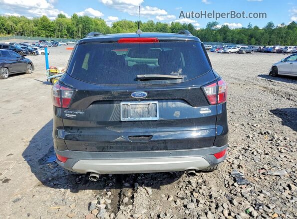 1FMCU9HD4JUD40769 2018 FORD ESCAPE Black უკანა ხედი