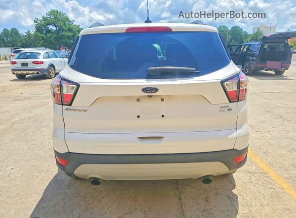 1FMCU9HD5JUC27915 2018 FORD ESCAPE White Rear view