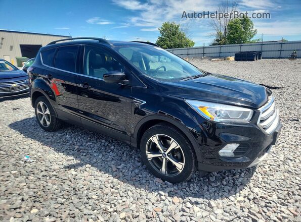 1FMCU9HD5JUC29132 2018 FORD ESCAPE Черный Передняя правая четверть