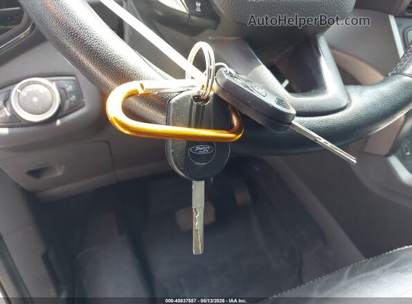 1FMCU9HD5JUC67606 2018 FORD ESCAPE White Widok deski rozdzielczej
