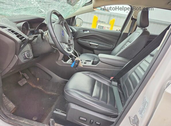 1FMCU9HD6KUA81106 2019 FORD ESCAPE White Widok wnętrza z przodu