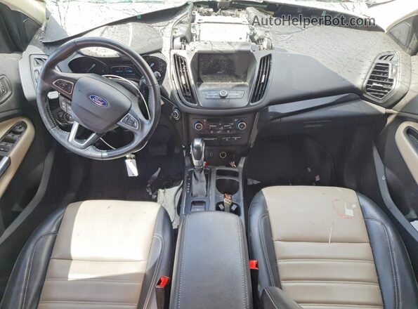 1FMCU9HD6KUC04225 2019 FORD ESCAPE Red Widok deski rozdzielczej