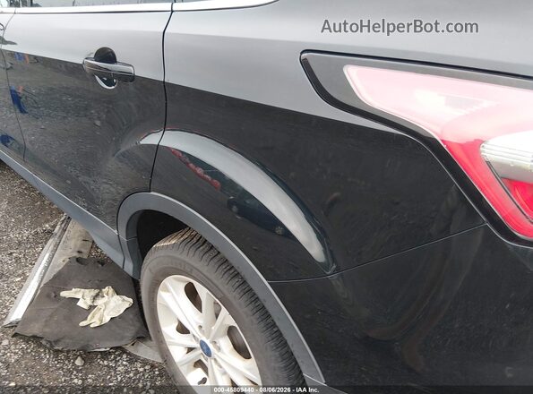1FMCU9HD7JUB34040 2018 FORD ESCAPE Black Widok z przodu