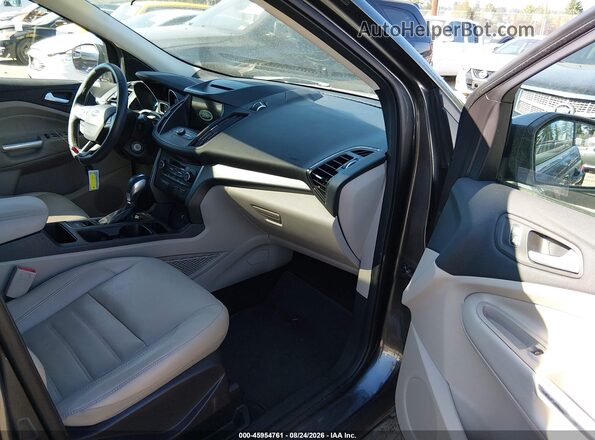 1FMCU9HD8JUC21560 2018 FORD ESCAPE Gray Սալոնի դիմացի տեսք