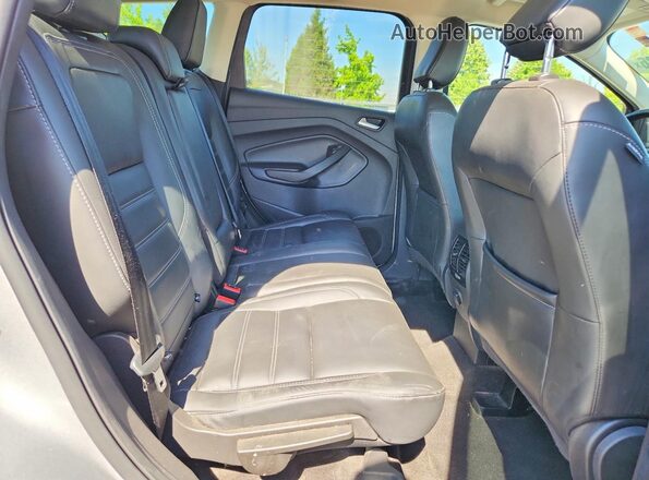 1FMCU9HD9KUC05515 2019 FORD ESCAPE Silver Սալոնի հետևի տեսք